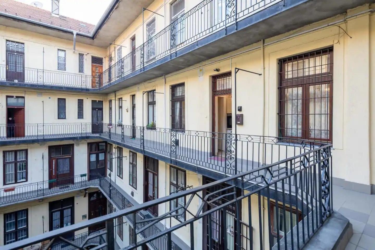 Vamhaz Boulevard Apartments Βουδαπέστη Εξωτερικό φωτογραφία